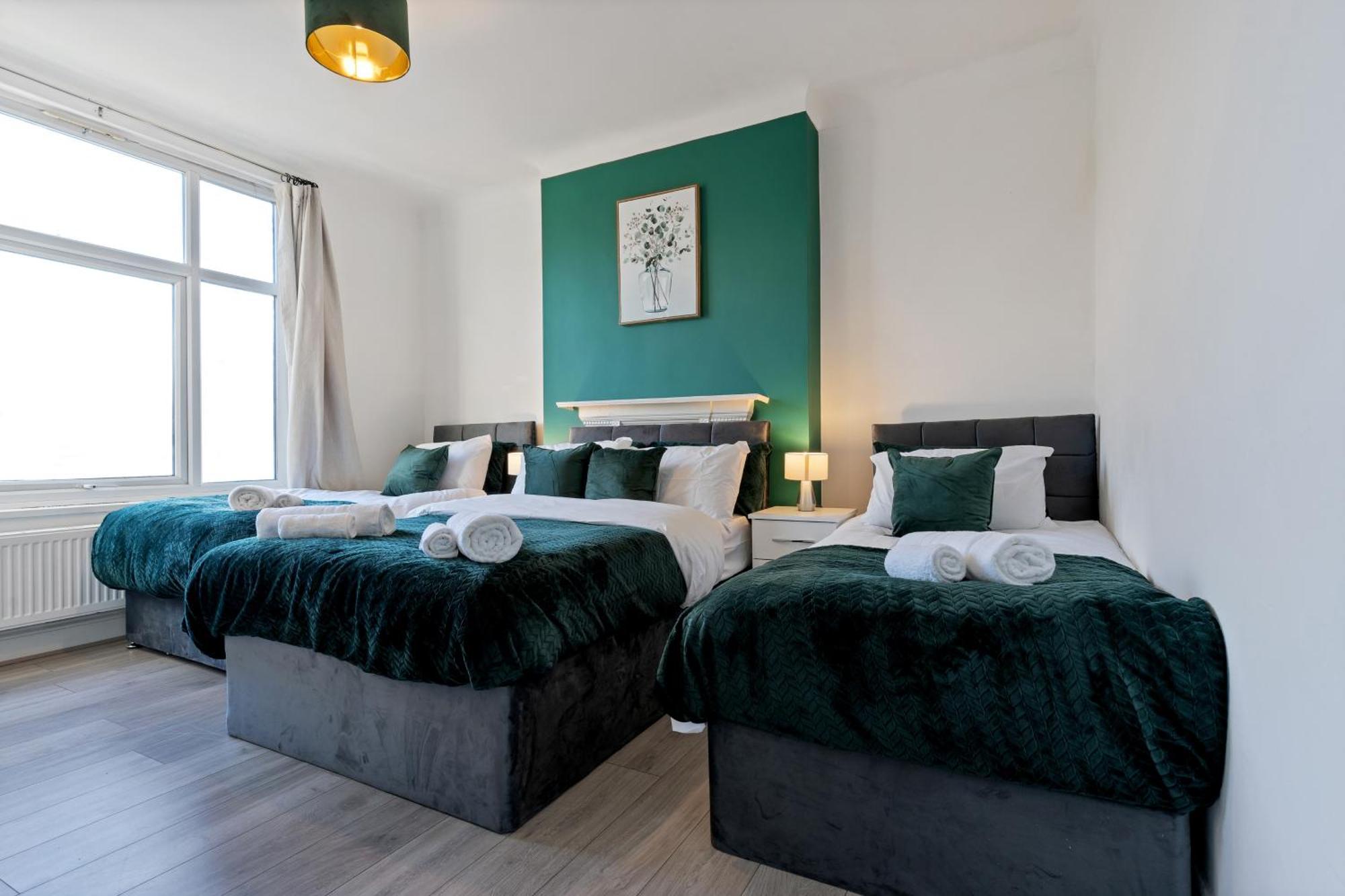 Stylish 2 Bed Apartment Near Central London Exterior photo